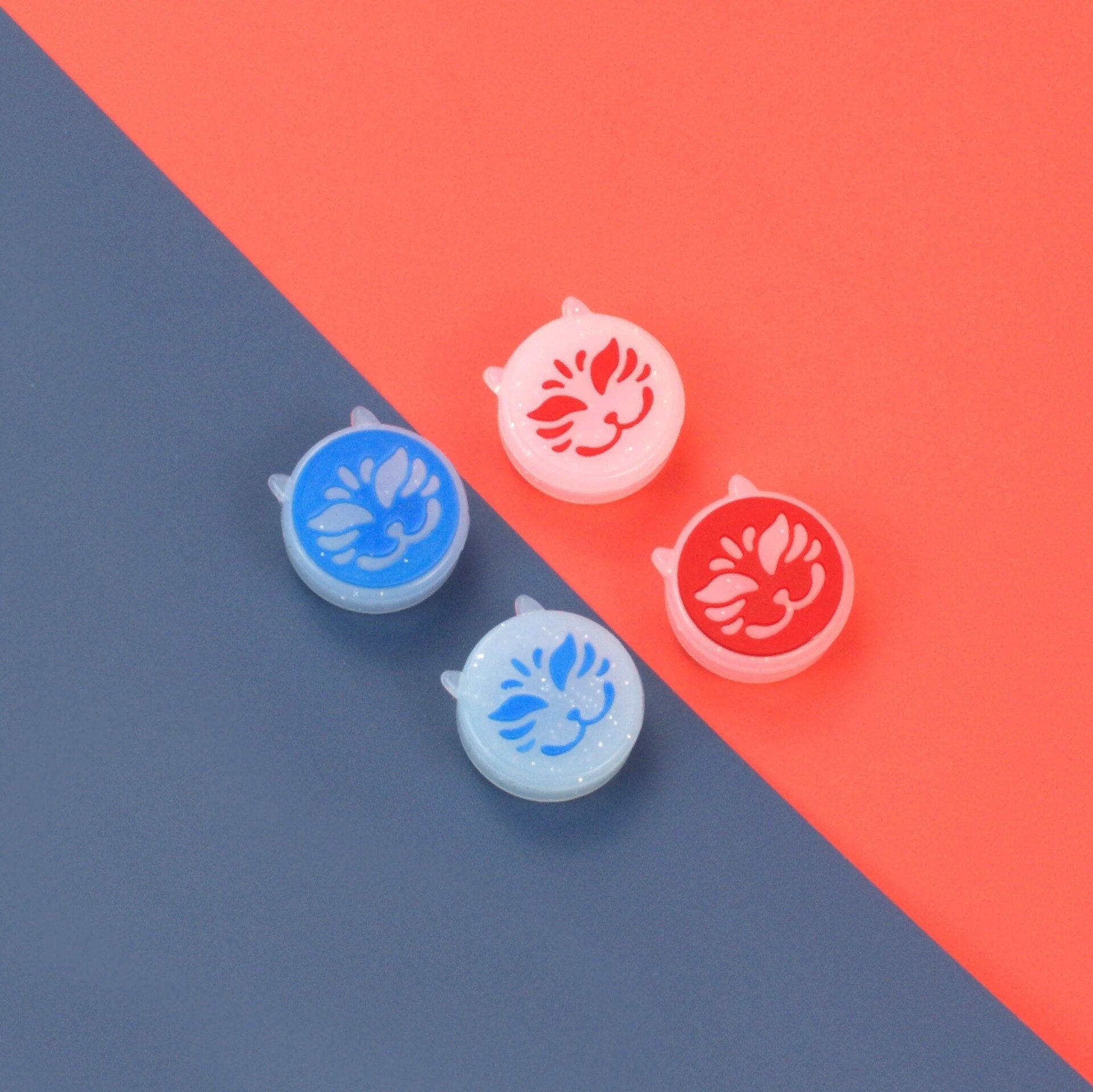 Kitsune Red & Blue Thumb Grip