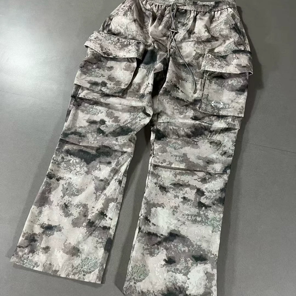 Hide in Hills snow camouflage multi-pocket overalls