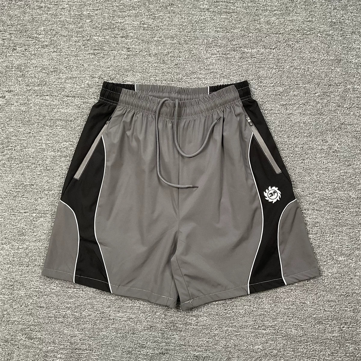 Broken Planet Color-Contrast Plaid Jogging Shorts
