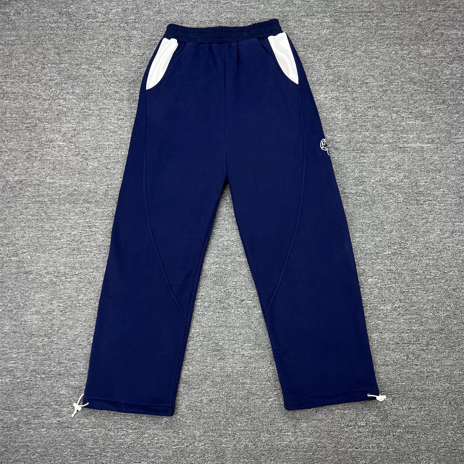 Mertra stitching embroidery plus velvet casual set