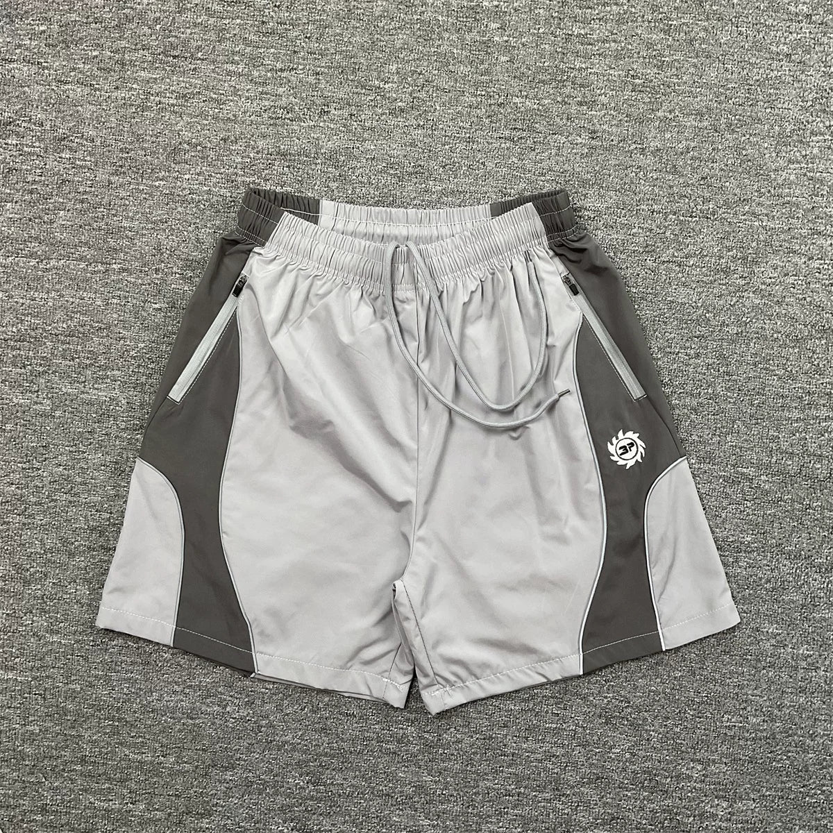 Broken Planet Color-Contrast Plaid Jogging Shorts