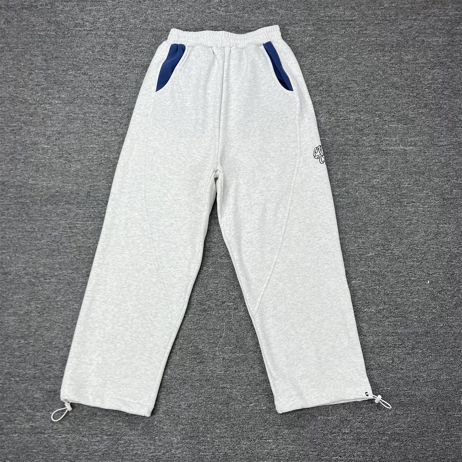 Mertra stitching embroidery plus velvet casual set