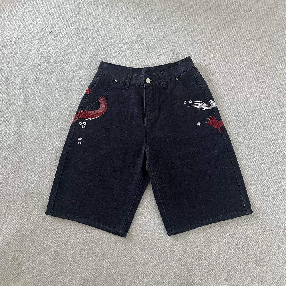 Protective Chinese dragon-patterned embroidered denim shorts