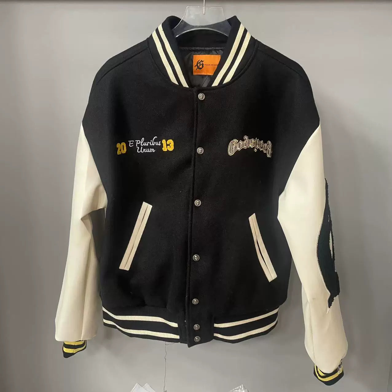 Thug club Rivet Metal LOGO Short Bomber Jacket